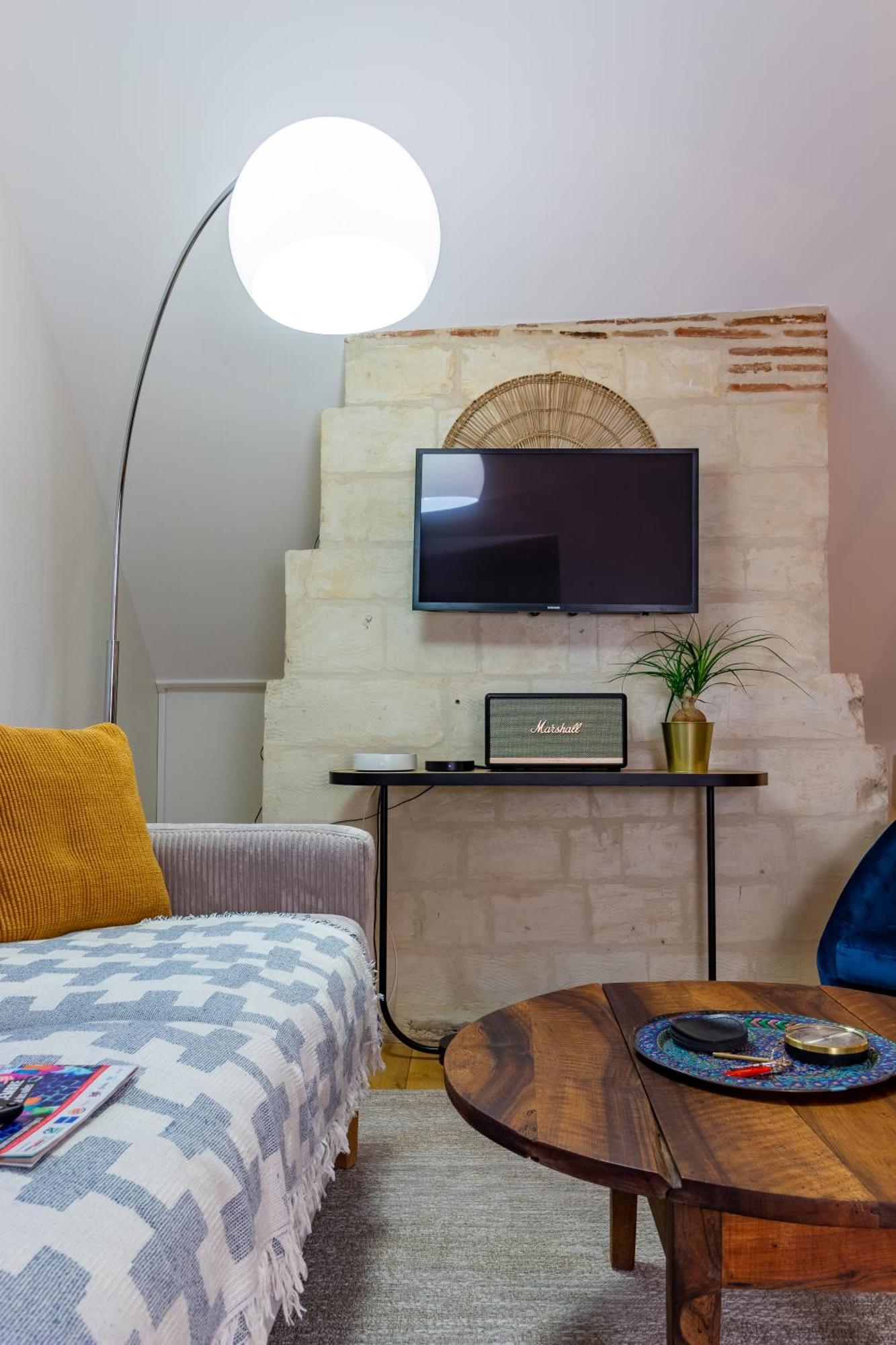 Le 13 Elegant Troyes Apartment Exterior photo